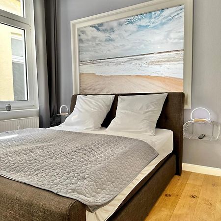 Geraeumiges City-Apartment Mit 2 Badezimmer Und Parkplaetzen D46-Og Oldenburg Dış mekan fotoğraf