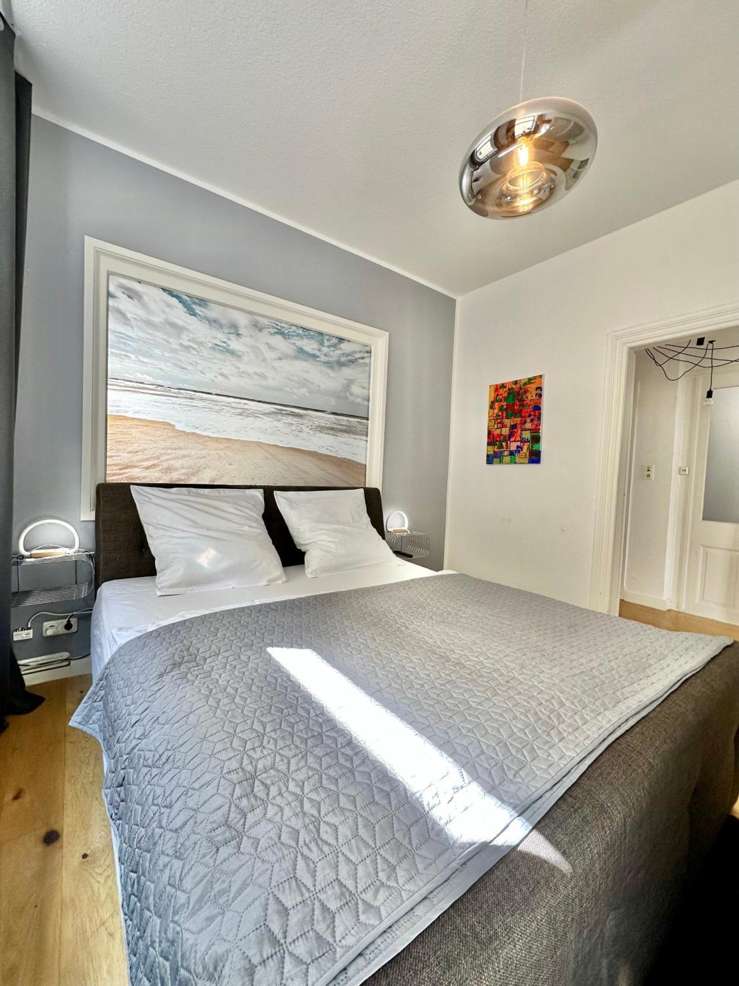 Geraeumiges City-Apartment Mit 2 Badezimmer Und Parkplaetzen D46-Og Oldenburg Dış mekan fotoğraf