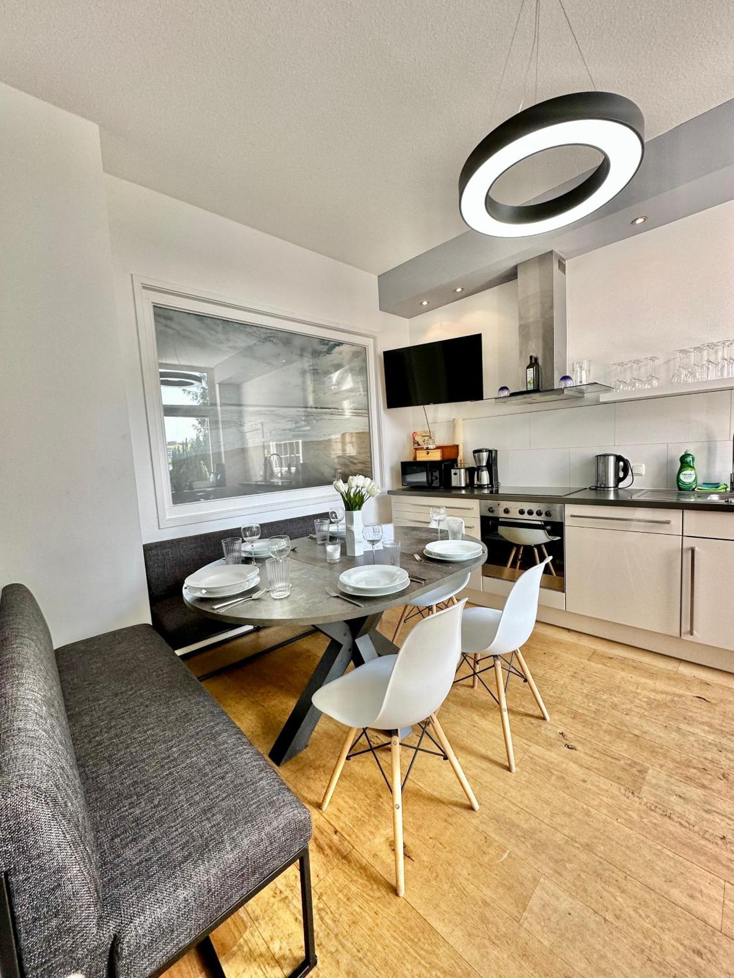 Geraeumiges City-Apartment Mit 2 Badezimmer Und Parkplaetzen D46-Og Oldenburg Dış mekan fotoğraf