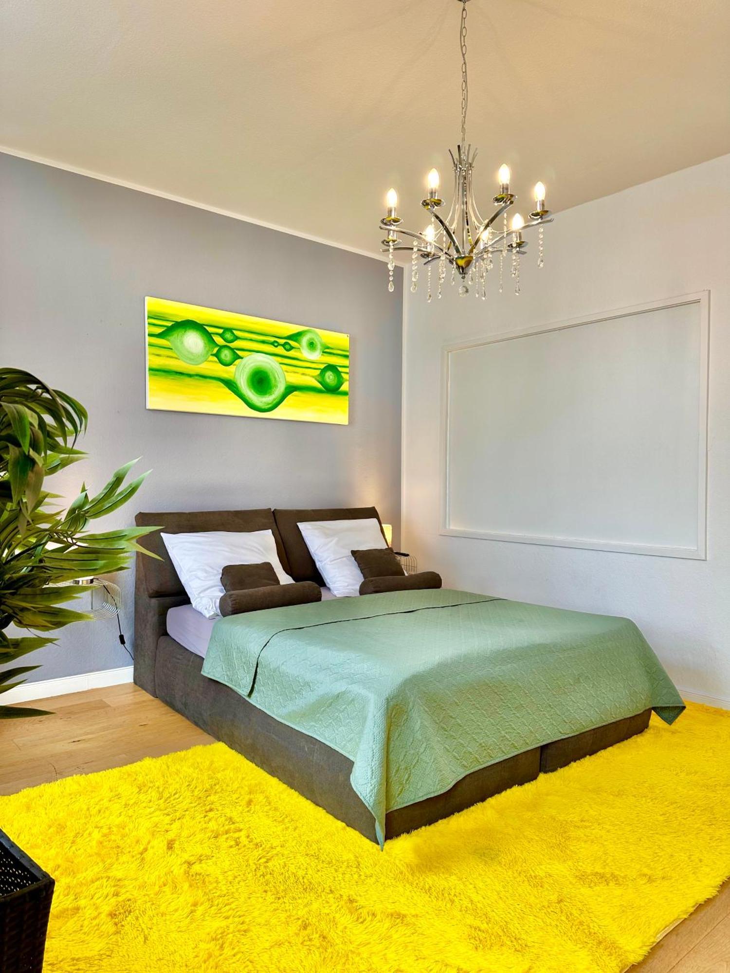 Geraeumiges City-Apartment Mit 2 Badezimmer Und Parkplaetzen D46-Og Oldenburg Dış mekan fotoğraf