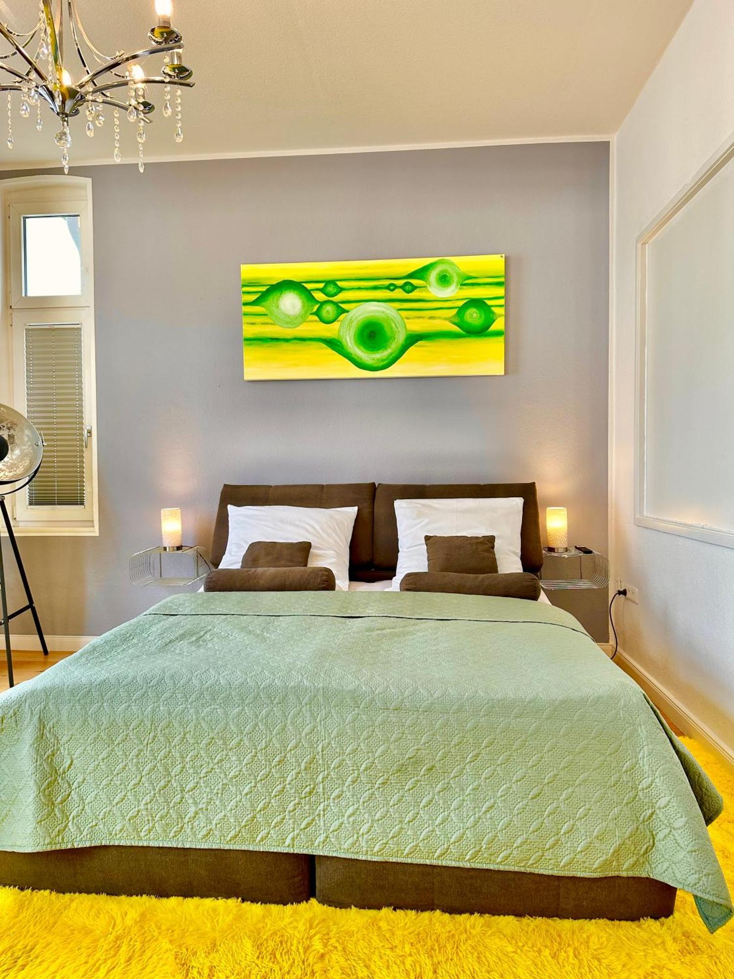 Geraeumiges City-Apartment Mit 2 Badezimmer Und Parkplaetzen D46-Og Oldenburg Dış mekan fotoğraf